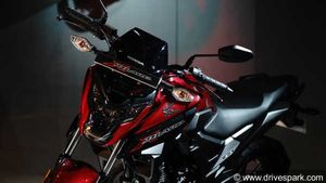 ఎక్స్-బ్లేడ్ మీద బుకింగ్స్ ప్రారంభించిన హోండా