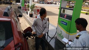 సాధారణ డీజల్ కంటే తక్కువ ధరతో అధిక మైలేజ్ ఇచ్చే ఇండీజెల్