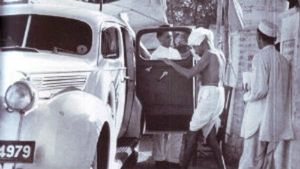 జాతిపిత మహాత్మా గాంధీ ప్రయాణించిన కార్లు