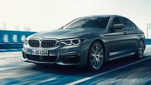  బిఎమ్‌డబ్ల్యూ  5 సిరీస్ కు M స్పోర్ట్ బ్యాడ్జ్ హోదాతో రాబోతుంది.. మరిన్ని వివరాలు చుడండి !