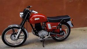 రాయల్ ఎన్ఫీల్డ్ మినీ బుల్లెట్ 200 'రి' మోడల్ చేసారు:[వీడియో]