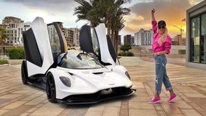  జేమ్స్ బాండ్ సినిమాలో డ్రైవ్ చేయబోయే కారు ఇదే