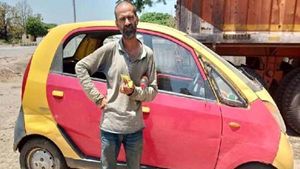 లాక్‌డౌన్ ఎఫెక్ట్ : 47 రోజులు కారులో నివాసం ఉన్న వ్యక్తి