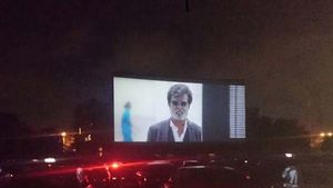 దుబాయ్‌లోని సినీ ప్రేమికుల కోసం డ్రైవ్-ఇన్ సినిమా, ఎలా ఉందో మీరే చూడండి