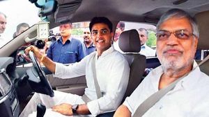 ఇండియన్ పొలిటికల్ లీడర్స్ డ్రైవ్ చేసే కార్లు: ఇవే, చూసారా?