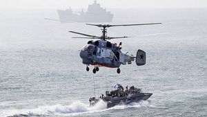 హెలికాఫ్టర్లు చేసే ఈ పనులు విమానాలు ఎందుకు చేయలేవు.. మీకు తెలుసా?