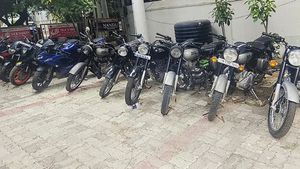 బుల్లెట్ బైక్‌లు మాత్రమే టార్గెట్ చేసిన దొంగల ముఠా.. చివరికి ఏమైందంటే ?