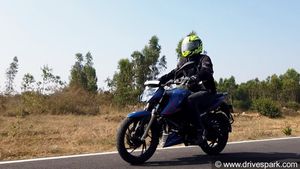 2021 టీవీఎస్ అపాచీ ఆర్‌టిఆర్ 200 4 వి బైక్ రివ్యూ.. ఇప్పుడు మరింత సూపర్ గురూ..