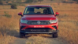 భారత్‌లో విడుదలైన కొత్త Volkswagen Tiguan: ధర & వివరాలు