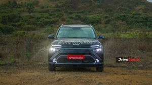 Kia Carens Vs Hyundai Alcazar: ఇందులో ఏది బెస్ట్, తేల్చేద్దామా..!!