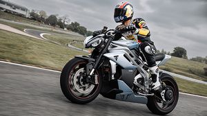 ట్రైయంప్ టిఈ1 (Triumph TE1) ఎలక్ట్రిక్ బైక్ వివరాలు వెల్లడి.. పూర్తి చార్జ్ పై 160 కిమీ రేంజ్!