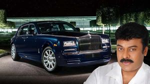 బర్త్ డే స్పెషల్: చిరంజీవి గురించి షాకింగ్ నిజాలు-అరుదైన కార్లు 