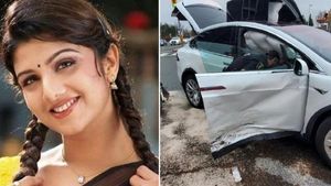 ప్రమాదానికి గురైన అలనాటి అందాల తార 'రంభ' కారు.. హాస్పిటల్‌లో చికిత్స పొందుతున్న కుమార్తె: పూర్తి వివరాలు