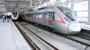 దేశంలో మరో అధునాతన రైల్వే వ్యవస్థ.. వచ్చే వారం తొలిదశ ప్రారంభం!