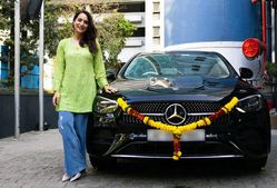బెంజ్‌ కారు కొన్న సోషల్‌ మీడియా సెన్సేషన్‌ 'కుషా కపిల'.. ధర తెలిస్తే షాకవుతారు!