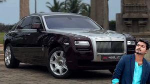 అమ్మకానికి హీరో విజయ్ రోల్స్ రాయిస్ కారు.. రేటెంతో తెలుసా?