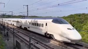 విమానం కంటే ఫాస్ట్.. ఒక సినిమా చూసే లోపే 600కిమీ దూరం ప్రయాణం.. భారత్ ఫస్ట్ బుల్లెట్ ట్రైన్ ట్రయల్స్ షురూ.! 