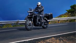 సాహస వీరుల కోసం సరికొత్త బైక్.. మతిపోగొట్టే డిజైన్, ఫీచర్లు.. యెజ్డిని చూస్తే ఓ మై గాడ్ అనాల్సిందే!