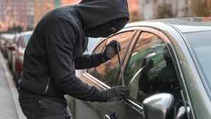 నో పార్కింగ్ జోన్లో పార్క్ చేసిన కారు చోరీ అయితే ఇన్సూరెన్స్ వస్తుందా.. అసలు రూల్స్ ఏంటి ?  