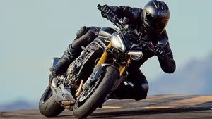 ఈ బైక్ ధరలో రెండు లగ్జరీ కార్లు వస్తాయ్.. ధనవంతులు కూడా దీన్ని ఈఎంఐలోనే కొంటారు  