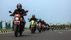 ఈ కంపెనీ బైక్స్, స్కూటర్లంటే జనాలకు పిచ్చి.. ఏకంగా 5.53 లక్షల మంది షోరూమ్‌లకు ఎగబడ్డారు 