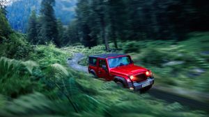 లుక్ చూస్తేనే మతిపోతుంది.. స్టైలిష్‌గా కట్టిపడేస్తున్న కొత్త మహీంద్రా థార్ ఫేస్‌లిఫ్ట్ 