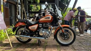 గోవా సముద్ర తీరాన దేశంలోకి ఒక స్పెషల్ బైక్ అడుగుపెట్టింది.. రాయల్ ఎన్ఫీల్డ్  లవర్స్‌కు పండగే 