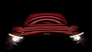 ఫ్యూచరిస్టిక్ డిజైన్, 500 కి.మీ రేంజ్‌తో టయోటా తొలి ఎలక్ట్రిక్ కారు.. లాంచ్ డేట్ ఎప్పుడంటే? 