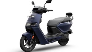 రూ.17 వేల తగ్గింపుతో ఎలక్ట్రిక్ స్కూటర్.. డిమాండ్ పెరగకముందే షోరూమ్‌కు పరిగెత్తండి! 