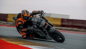 కేవలం 100 మందికే ఛాన్స్.. ఈ బైక్ కావాలంటే ఎంతో అదృష్టం చేసుకుని పుట్టాలి