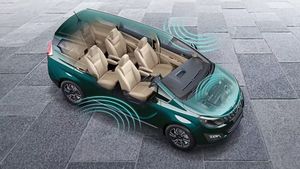 90 రోజులు దాటింది మామ ఈ కారును ఒక్కరంటే ఒక్కరు కూడా కొనలేదు.. ఈగలు తోలుకుంటున్న షోరూం వాళ్లు