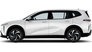 30 నిమిషాల్లోనే ఛార్జ్.. పెద్ద ఫ్యామిలీ, కమర్షియల్‌కి బెస్ట్.. 7 సీటర్ సూపర్ ఎలక్ట్రిక్ కారు 