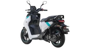 ఒక్కసారి ఛార్జ్ చేస్తే చాలు.. చుట్టుపక్కల ఊర్లన్నీ చుట్టేసి రావచ్చు.. అందుకే యూత్ దీని వెంట పడుతున్నారు 