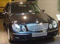 मर्सिडीज बेंज पर दो लाख का जुर्माना