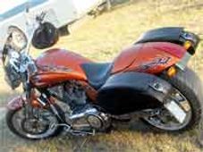 अगले साल भारतीय सड़कों पर दौडे़गी लग्‍जरी मोटरसाइकिल 'विक्‍टरी'