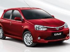 टोयोटा की छोटी कार इटिओस लीवा भारत में पेश, कीमत 3.99 से शुरू