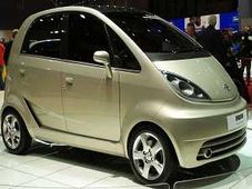 टाटा की नैनो हुई बेगानी, बिक्री में भारी गिरावट