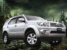 टोयोटा का ग्राहकों को झटका, बढ़ाएगी अपने कारों के दाम