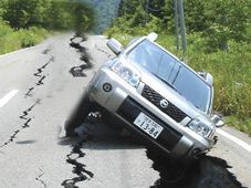 भूकंप के दौरान चलते वाहन में कैसे रहें सुरक्षित?