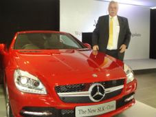 मर्सडीज बेंज का बैंगलूरू में दूसरा शोरूम शुरू