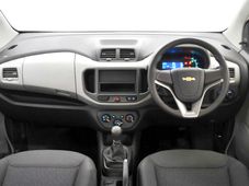 बेहतरीन फीचर्स से लबरेज है शेवरले स्पिन