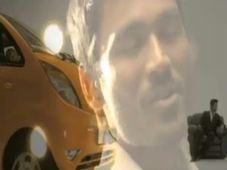 नन्‍ही नैनो पर धनुष की कोलावेरी