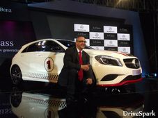 खत्‍म हुआ इंतजार, पेश हुई मर्सडीज की सबसे सस्‍ती कार