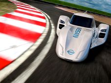 निसान की हाइब्रिड रेस कार मचायेगी धूम