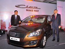 मारुति सुजुकी सियाज लॉन्च: कीमत, माइलेज और बहुत कुछ