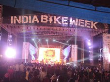 2015 इंडिया बाइक वीक गैलरी: ऐसे क्षण जिनसे आप चूक गए