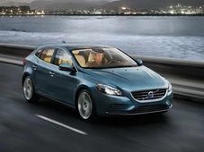 वोल्‍वो ने पेश की बेहतरीन हैचबैक कार वी 40, कीमत 24.75 लाख रूपये