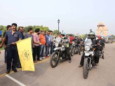 रॉयल एनफील्‍ड हिमालयन ओडिसी रैली को इंडिया गेट से किया गया रवाना, 2,500 किलोमीटर की है दूरी