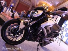 इलेक्ट्रिक बाइक पर कार्य कर रही है Bajaj, कुछ इस तरह की हो सकती है Pulsar