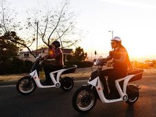 भारत को जेनजे इलेक्ट्रिक टू-व्हीलर से इन्ट्रोड्यूज करा सकता है महिन्द्रा